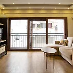 Cozy And Central Apartment Near Shore And Trendy Attractions In Karsiyaka, Izmir