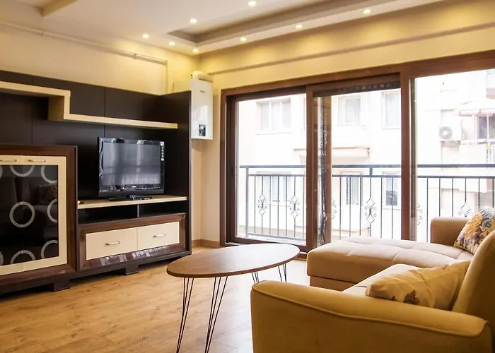 Cozy And Central Apartment Near Shore And Trendy Attractions In Karsiyaka, Izmir
